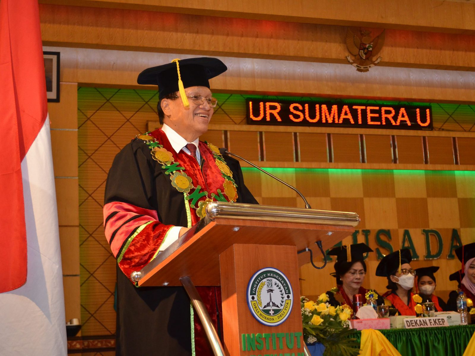 Rektor Institut Kesehatan Deli Husada Deli Tua